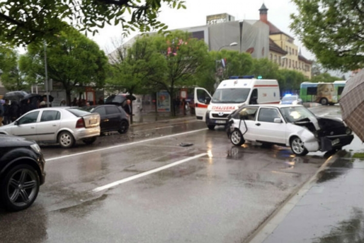 CJB Banjaluka: Za dan 30 saobraćajnih nezgoda