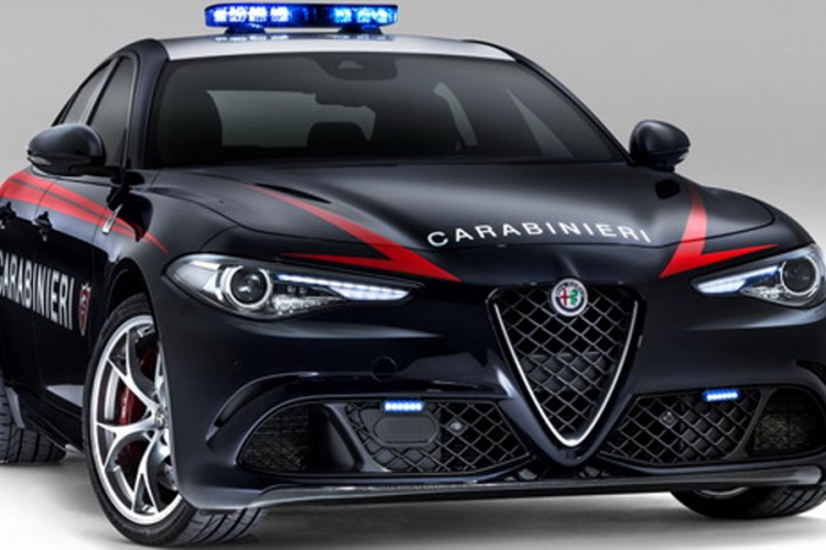 Alfa Romeo Giulia ponovo u italijanskoj policiji (FOTO,VIDEO)