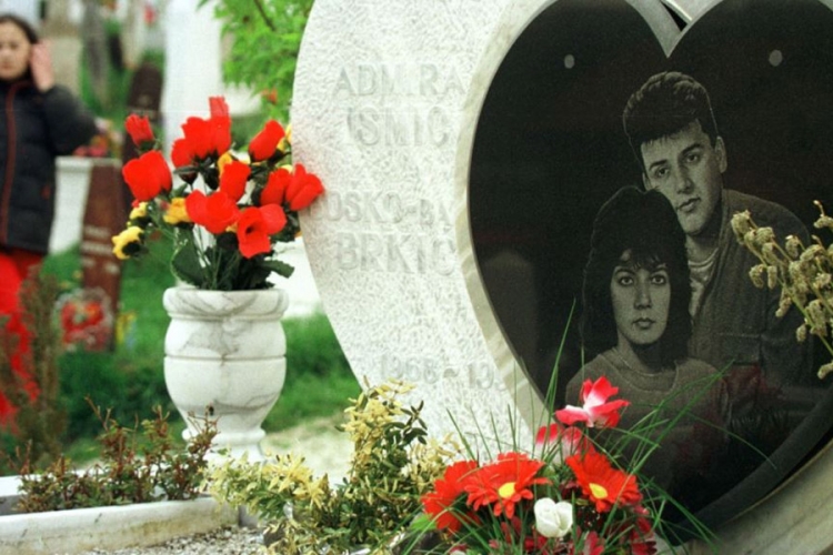 23 godine poslije: Sjećanje na Boška i Admiru, sarajevskog Romea i Juliju