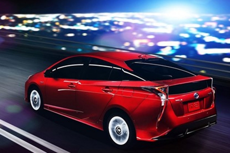 Toyota prodala devet miliona hibrida