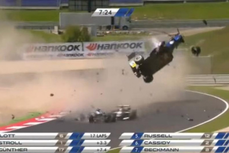 Nesreća u Formuli 3: Vozači jedva izvukli živu glavu (VIDEO)