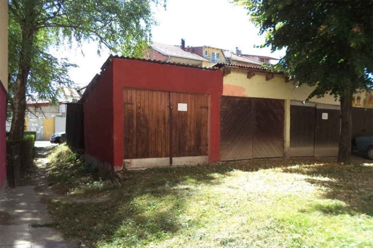 Banjaluka: Grad prodaje garaže u sedam ulica
