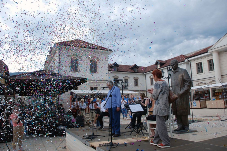 Muhika svečano otvorio prvi sajam knjiga u Andrićgradu