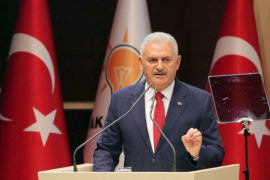 Turski premijer ukinuo odmor vladinim službenicima