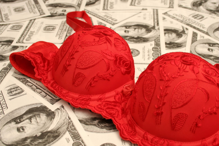 Kineski tajkun za seks sa svjetskim ljepoticama platio 3,7 miliona dolara, dobio šipak