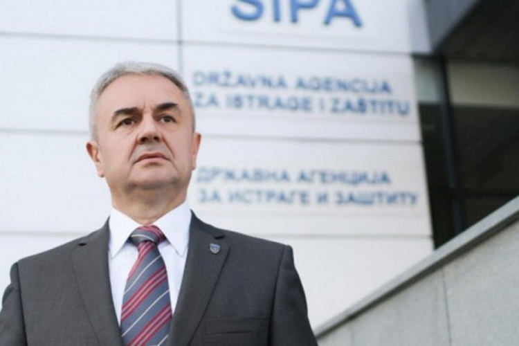 Stanić: SIPA će istražiti snimak paljenja zastava Srbije