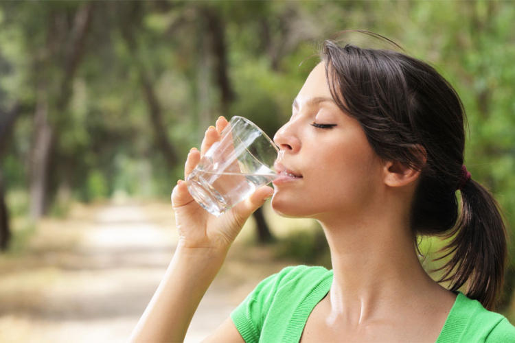 Šta se događa vašem tijelu ako ne pijete dovoljno vode