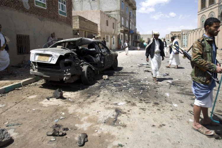 U samoubilačkom napadu u Jemenu 60 mrtvih