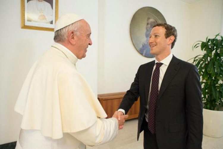 Papa s Zakerbergom razgovarao o pomoći siromašnima