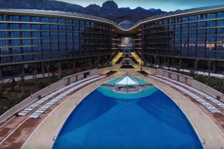 Hotel na Krimu proglašen za najbolji u Evropi (VIDEO)