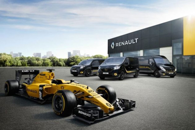Renaultov komercijalni trio u F1 bojama