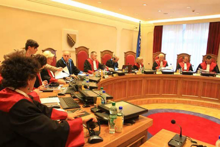 Ustavni sud BiH odlučuje o Zakonu o praznicima Republike Srpske