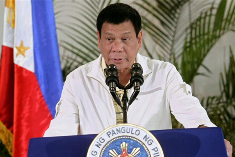 Duterte: Hitler ubio tri miliona Јevreja, ja ću toliko narkomana