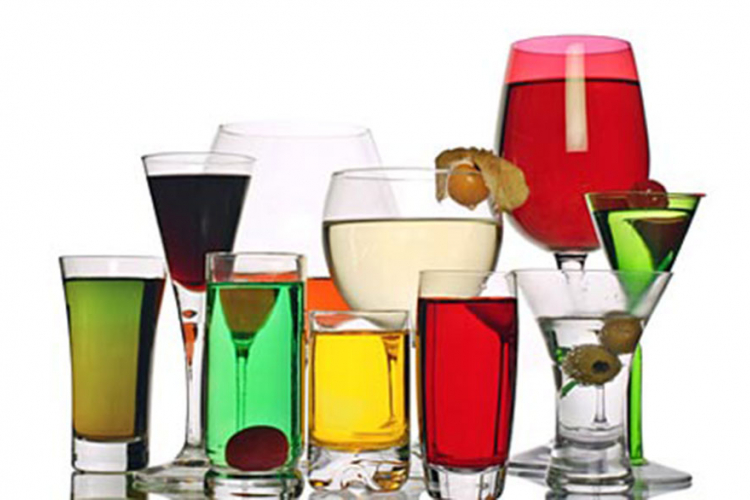 Šta je gore za liniju - alkoholna ili bezalkoholna pića?