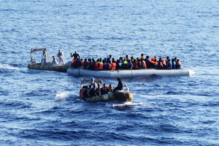 Potonuo čamac sa migrantima, 97 nestalih