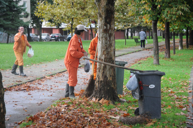 Završena jesenja akcija čišćenja i uređenja grada