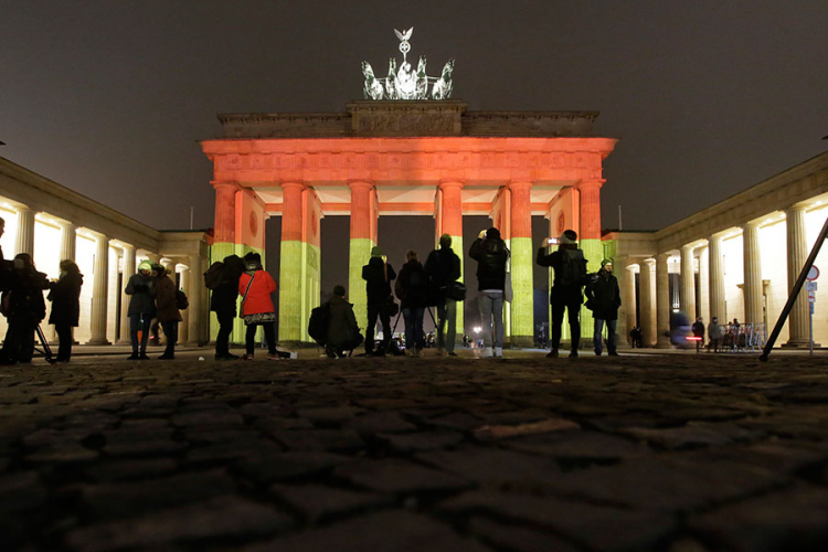 Berlin podiže betonske prepreke u mnogim dijelovima grada