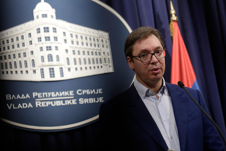 Vučić: Ministri će sami odlučiti da li će ići na proslavu Dana RS