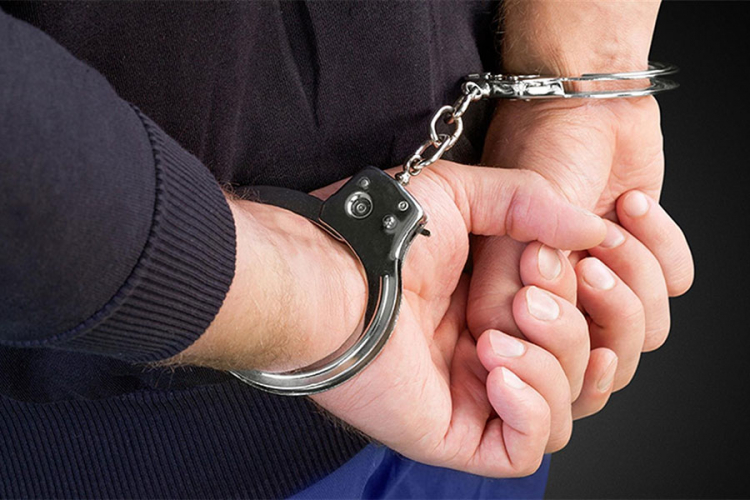Banjalučanin uhapšen dva puta: Drogiran vrijeđao policajce, pa pokušao tešku krađu