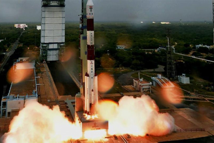 Indija lansira 104 satelita