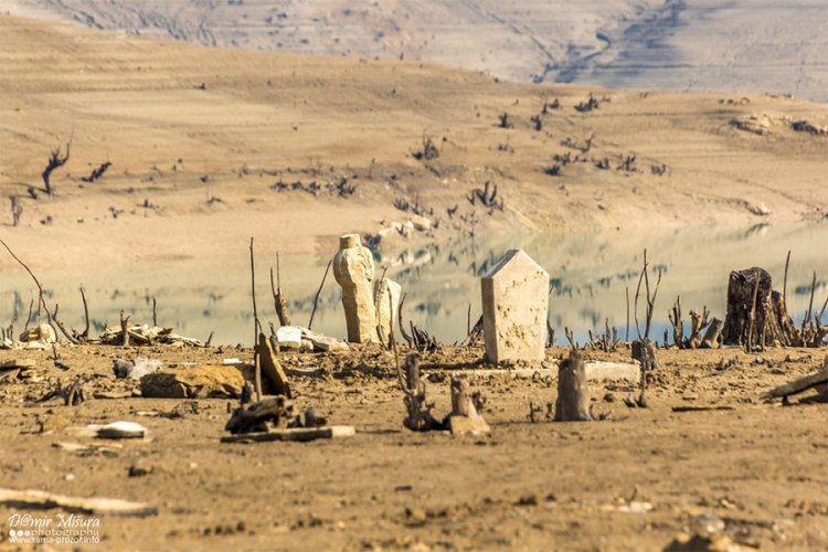 Iz Ramskog jezera izronili ostaci kuća i grobovi (VIDEO)