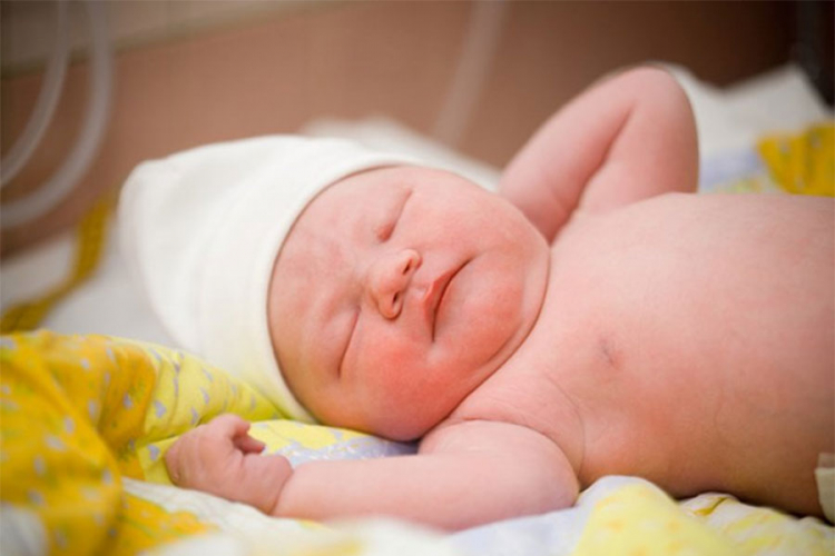 Rođena prva beba dobijena podmlađivanjem jajnika