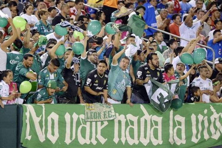 Meksiko: Fudbalski arbitri “dobili bitku“ i prekinuli štrajk