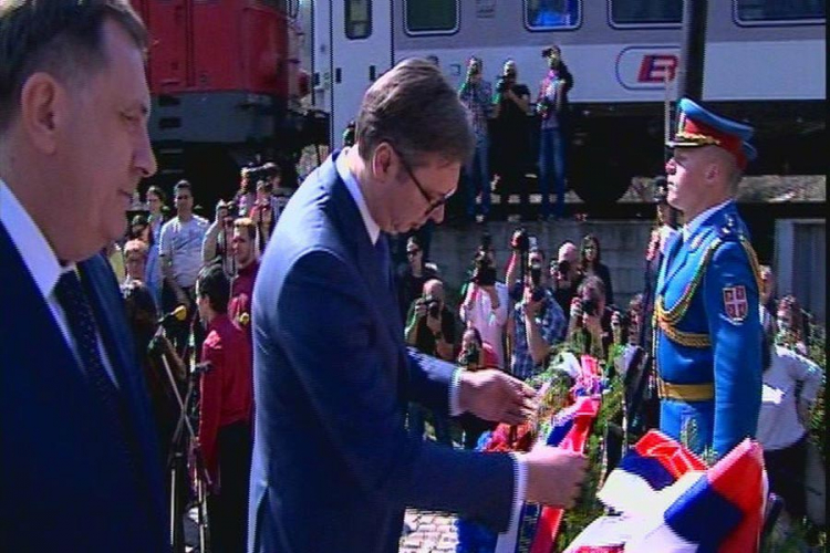Vučić: Srbija nikada neće tražiti da uđe u NATO; Dodik: Kako zaboraviti?