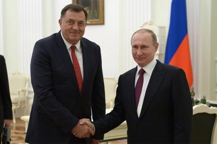 Dodik u julu sa Putinom