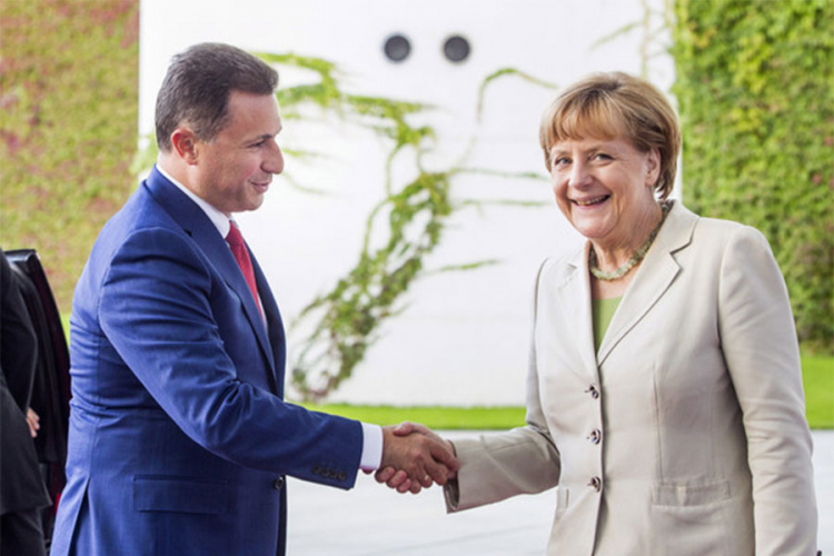 
Merkel se na Malti sastala sa Gruevskim?