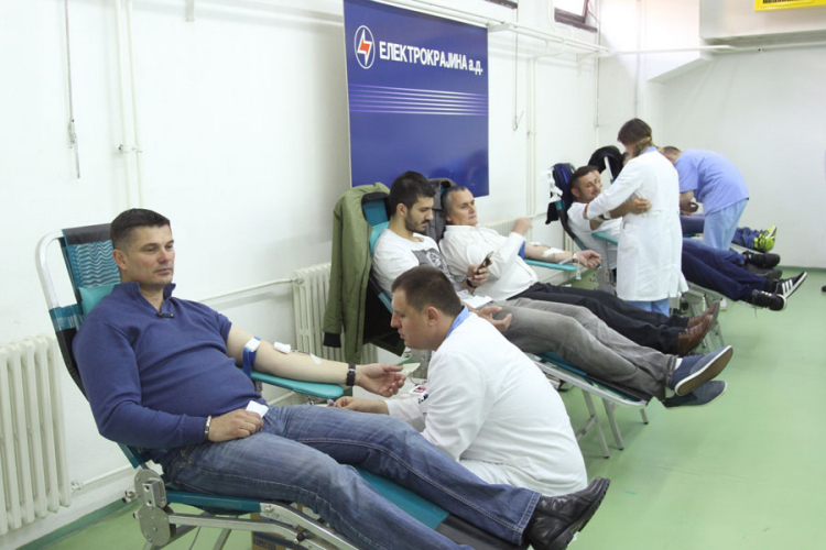 Radnici "Elektrokrajine" darovali 157 doza krvi