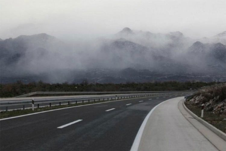 Vozači oprez: Mjestimična magla u kotlinama