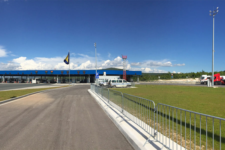 Blokirani putni pravci do graničnih prelaza Bijača i Gorica