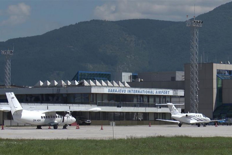 Sa sarajevskog aerodroma zbog vjetra otkazano nekoliko letova