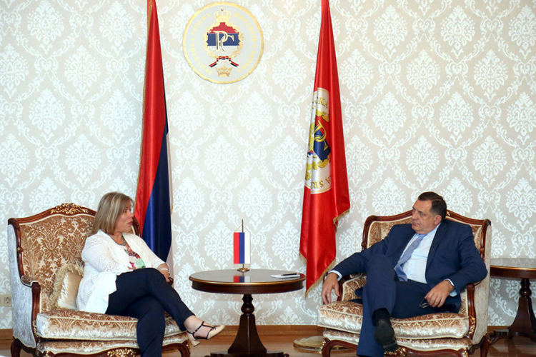 Dodik sa Bodoni: Mir je prioritet