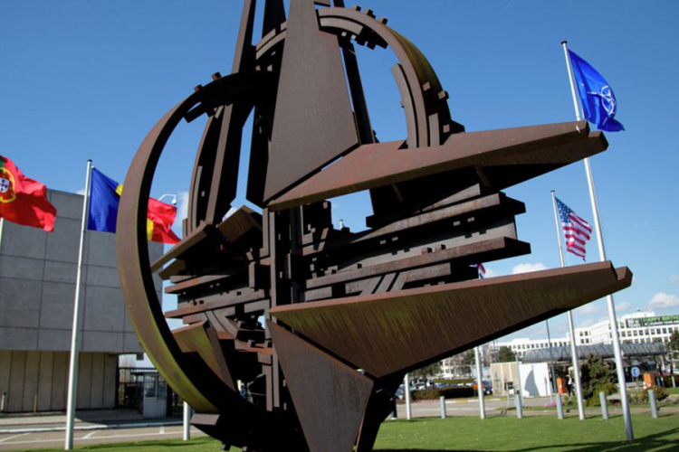 NATO ne zatvara vrata nakon ulaska Crne Gore