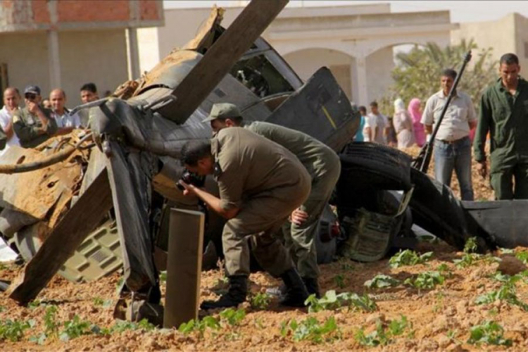 Srušio se vojni helikopter u Alžiru, poginula tri oficira
