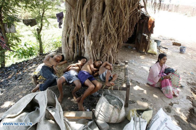 Talas vrućine u Indiji, 200 mrtvih