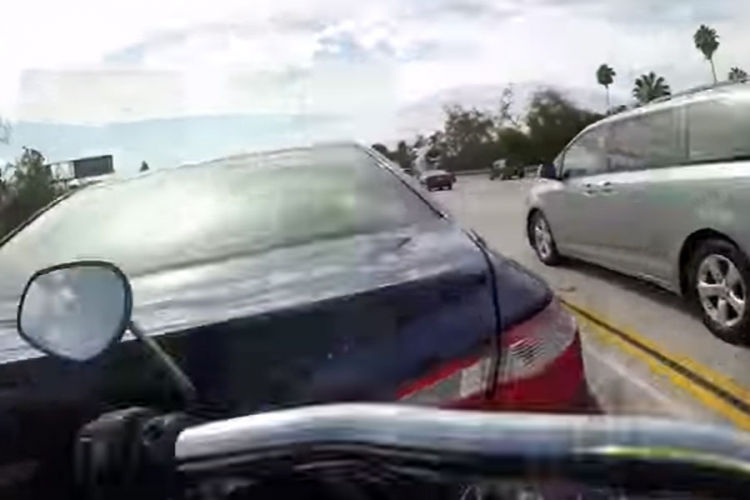 Motorista snimio vlastitu saobraćajku