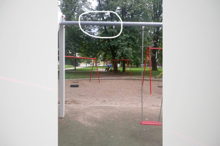 Ukrali ljuljašku sa igrališta u parku "Mladen Stojanović"