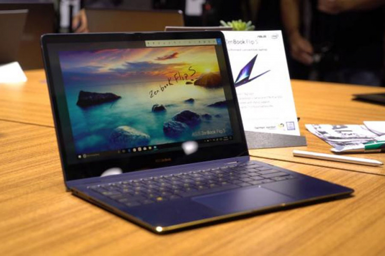 Asus predstavio najtanji laptop na svijetu


