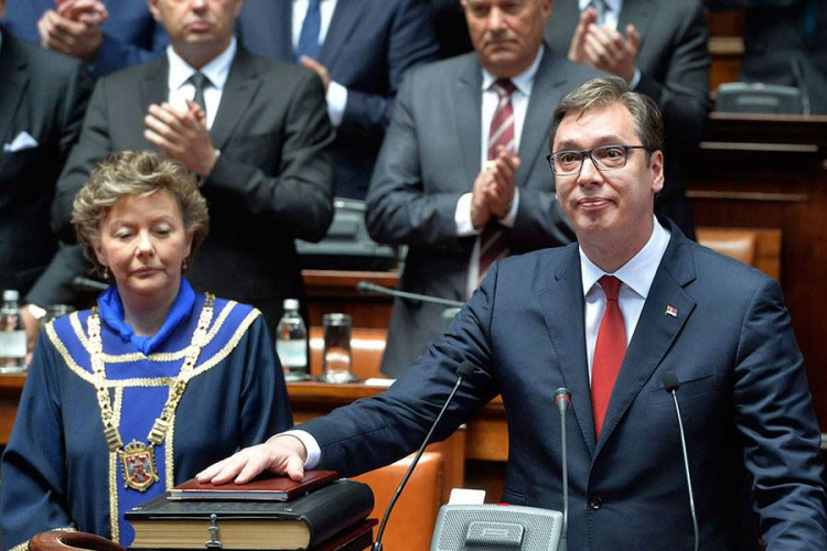 Vučić preuzeo dužnost predsjednika Srbije
