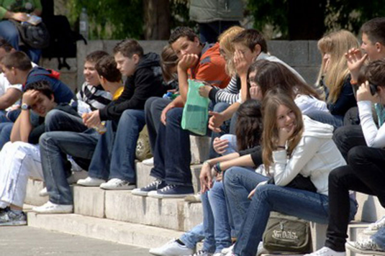 Mladi u BiH ne žele da se bave ratnim temama