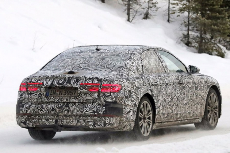 Audi golica maštu 'tizerom' za novi A8