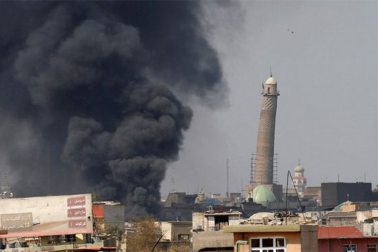 Islamska država srušila džamiju u kojoj je Bagdadi proglasio kalifat