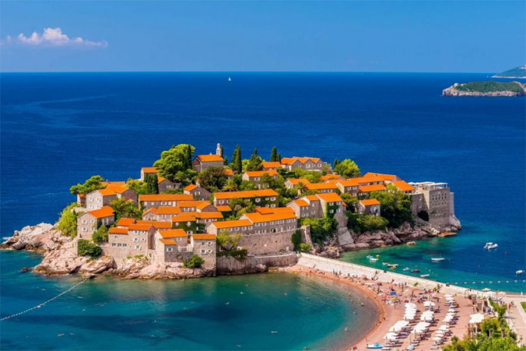 Crna Gora od turizma očekuje blizu milijardu evra