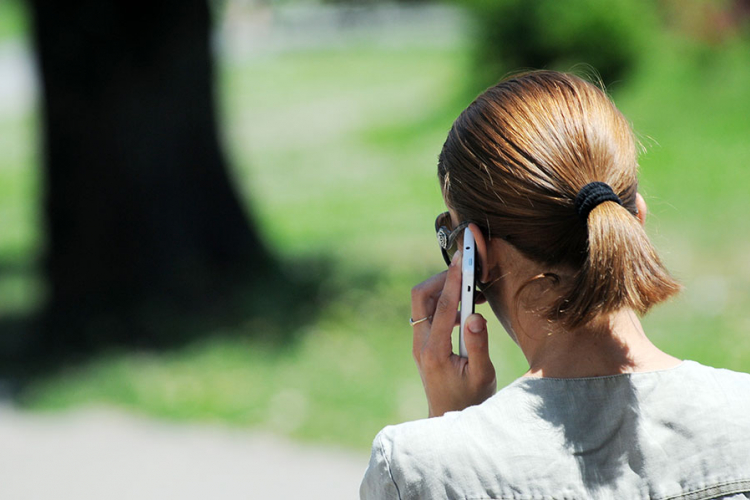 Poslanici hoće još niže cijene u mobilnoj telefoniji