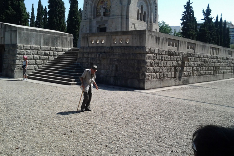 Čuvar groblja u Solunu: Javili su da sam umro, ali sam se vratio
