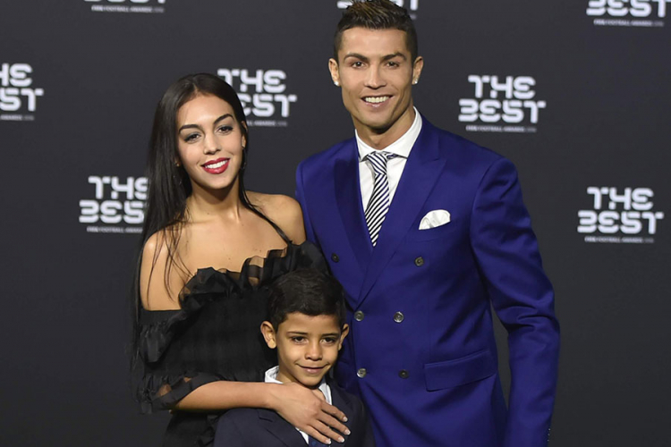 Ronaldo se ženi