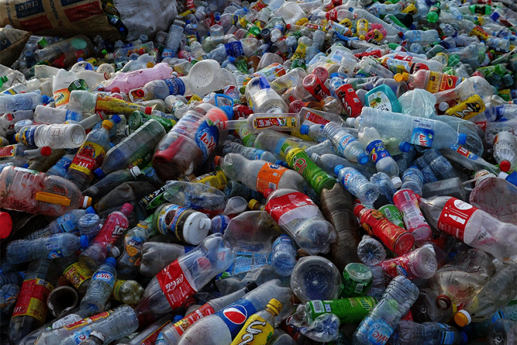 Naučnici upozoravaju: Zemlja postaje planeta plastike